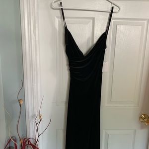Velvet little black dress WITH TAGS